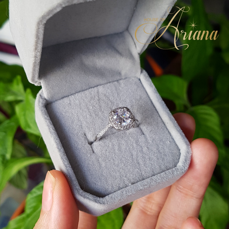 Athena White Sapphire Ring